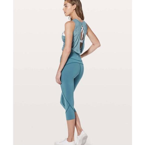 Lululemon In Movement Crop Everluxe 19" Pacific Teal Size 2 - Picture 7 of 7